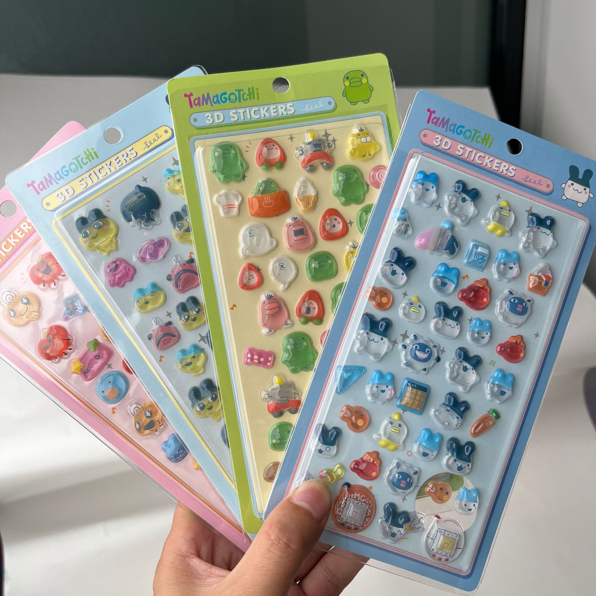 Tablet Cute Accessories - Sevimli Tamagotchi 3D Kabarık Çıkartmalar Retro